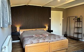 B&B Warnstee